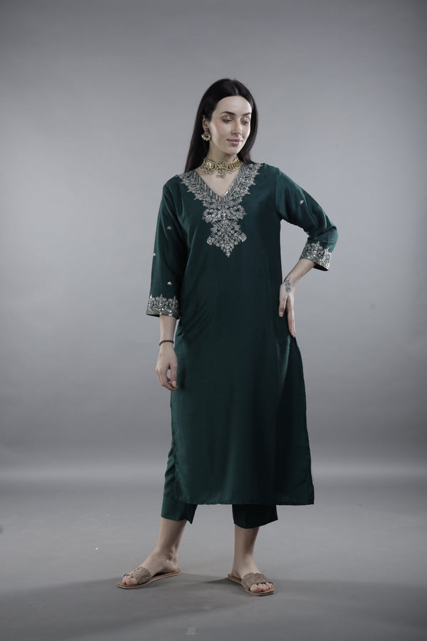 Elegant Emerald Green Embroidered Kurta & Pajama set