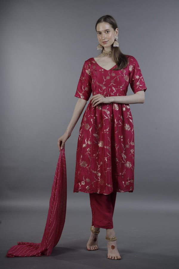 Namratha Juani  Women’s Magenta V neck Emipre Anarkali Suit
